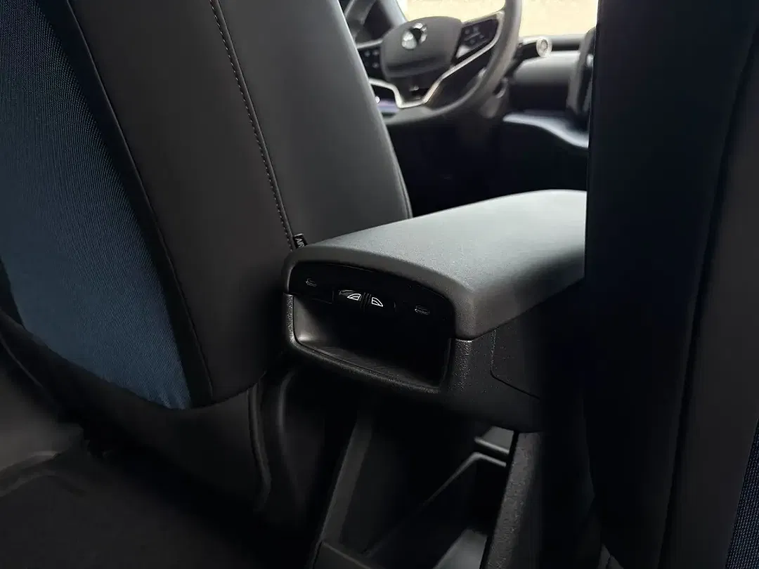 Volvo EX30 AWD Ultra - Thumbnail 15