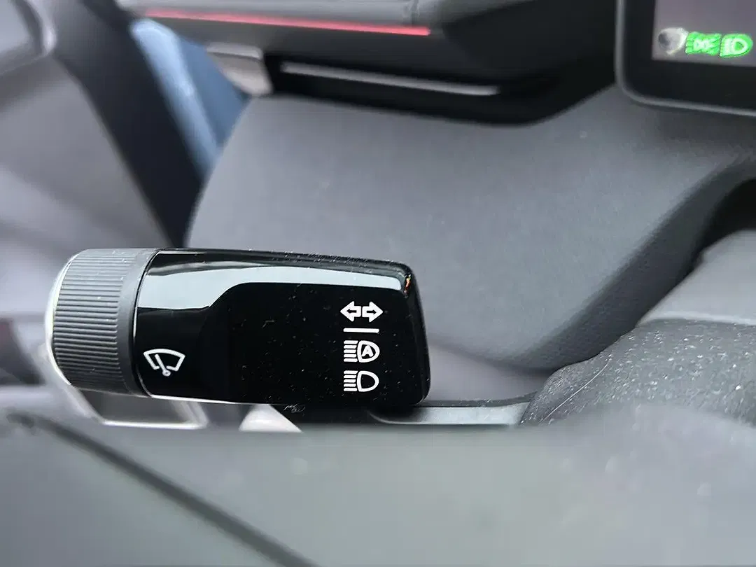 Polestar 4 - Thumbnail 14