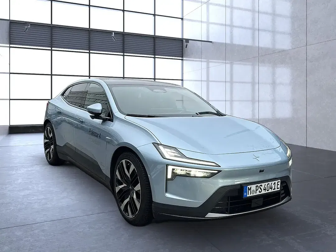 Polestar 4 - Thumbnail 4