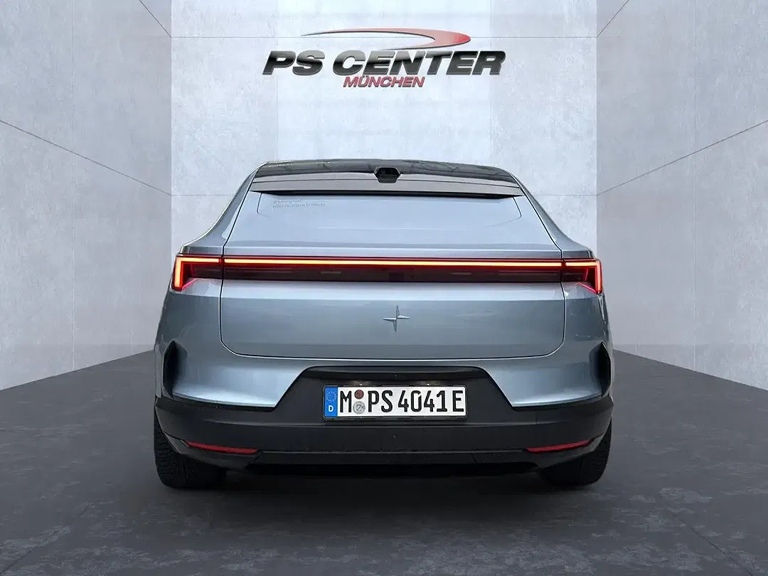 Polestar 4 - Thumbnail 7