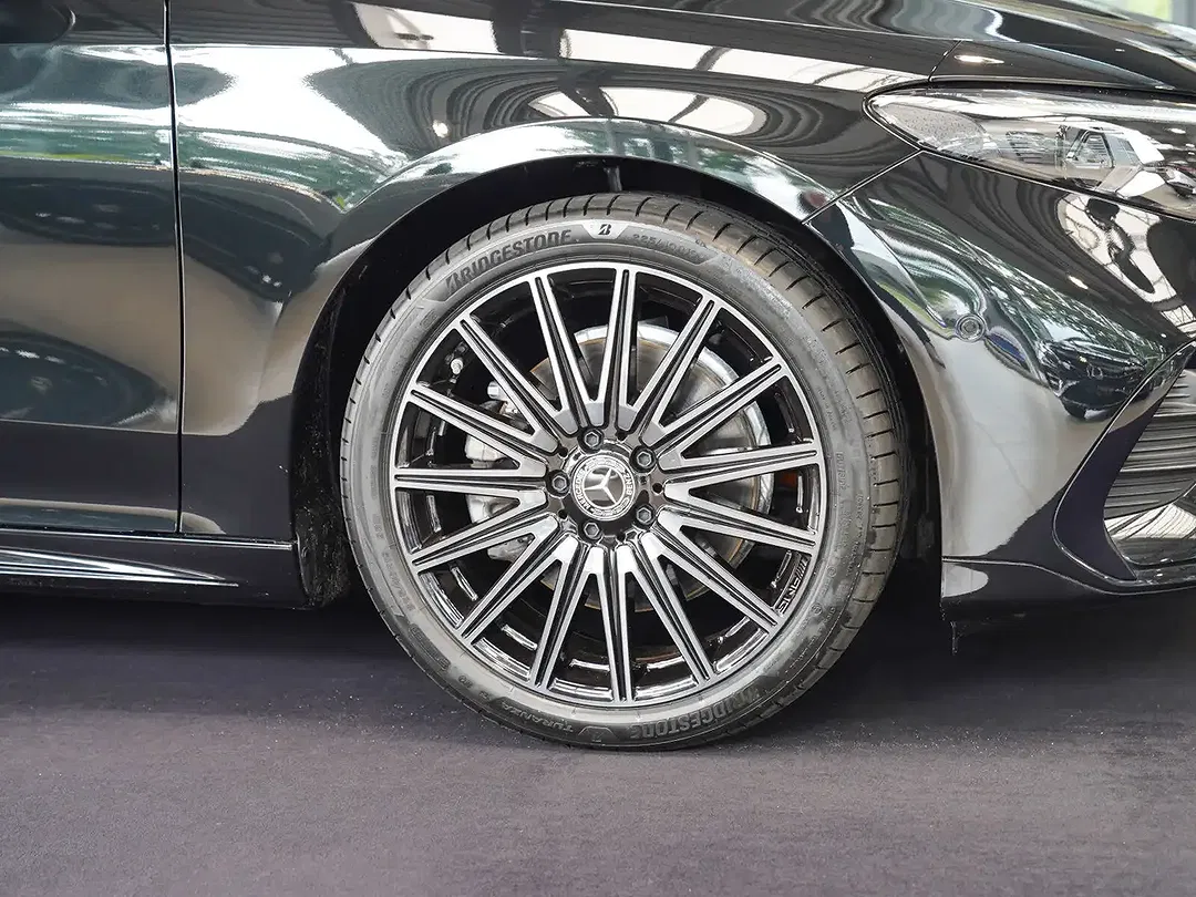 Mercedes-Benz CLA 250 AMG Line Night - Thumbnail 2