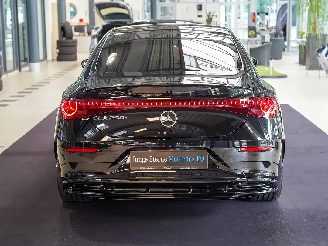 Mercedes-Benz CLA 250 AMG Line Night - Thumbnail 5