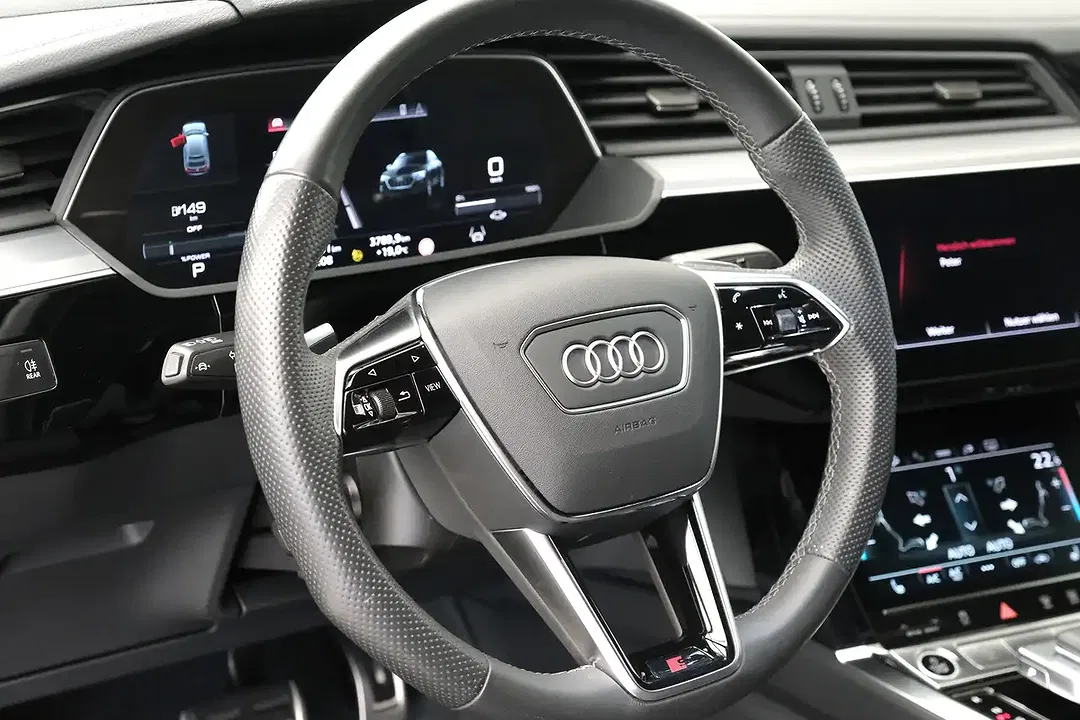 Audi Q8 50 e-tron quattro Sportback advanced - Thumbnail 10