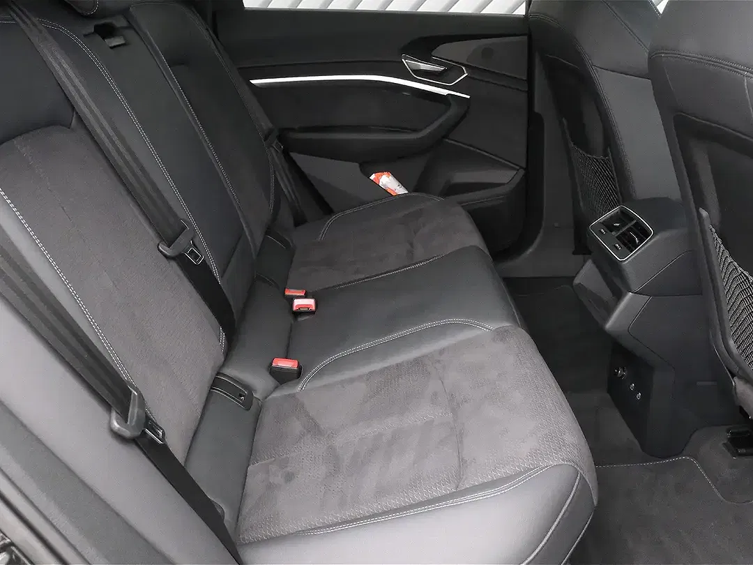 Audi Q8 50 e-tron quattro Sportback advanced - Thumbnail 13