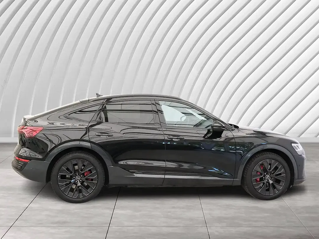 Audi Q8 50 e-tron quattro Sportback advanced - Thumbnail 5