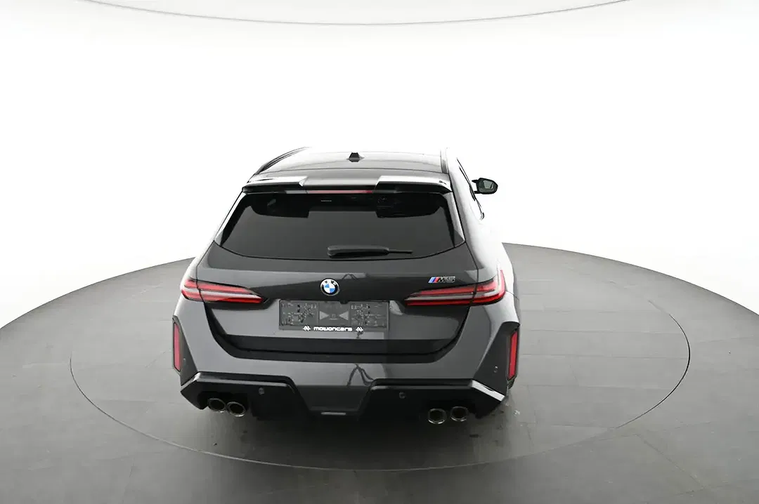 BMW M5 xDrive - Thumbnail 12