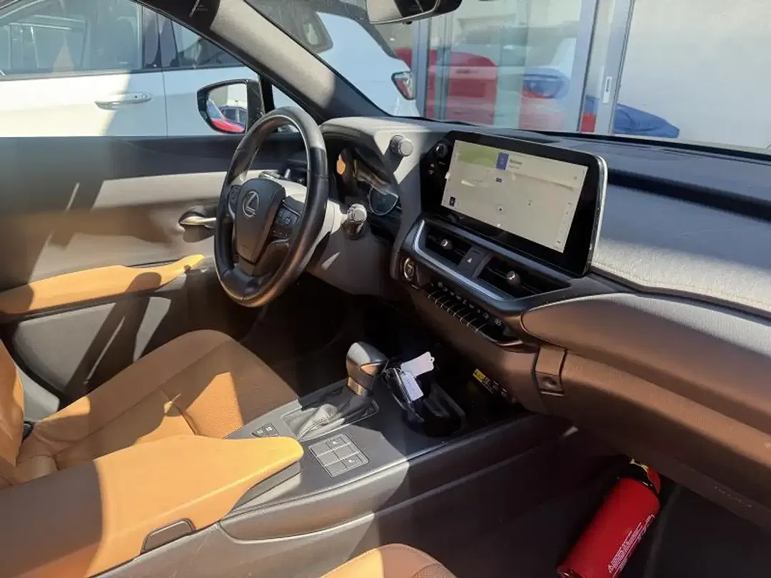 Lexus UX 250h 2.0 Executive - Thumbnail 10