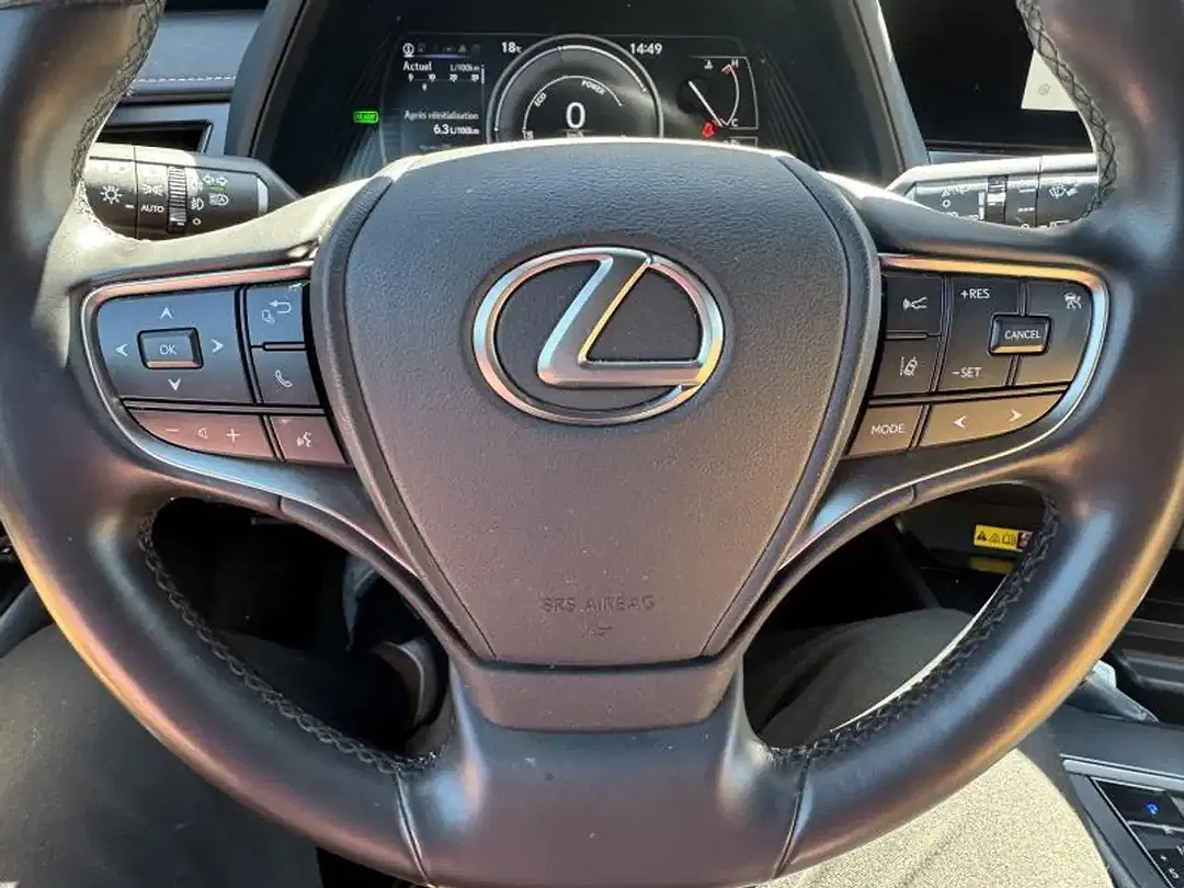 Lexus UX 250h 2.0 Executive - Thumbnail 13