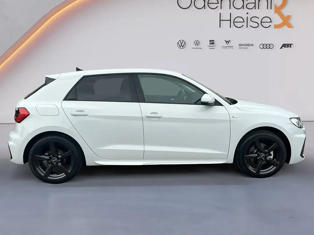 Audi A1 30 TFSI S tronic Sportback S line - Thumbnail 6
