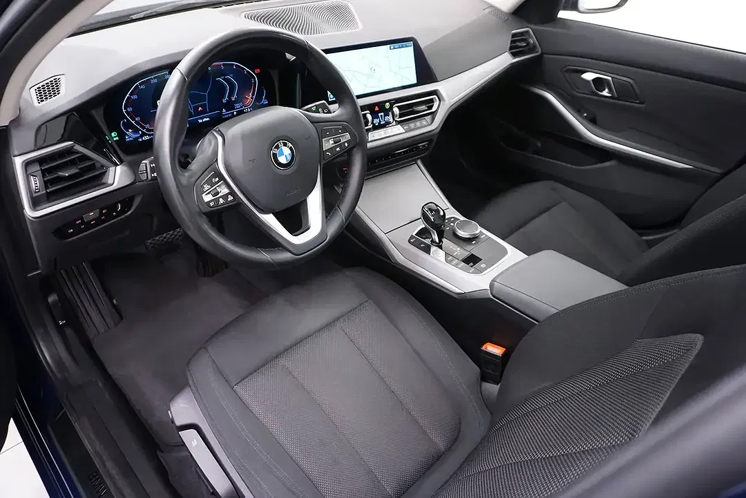 BMW 318 - Thumbnail 5