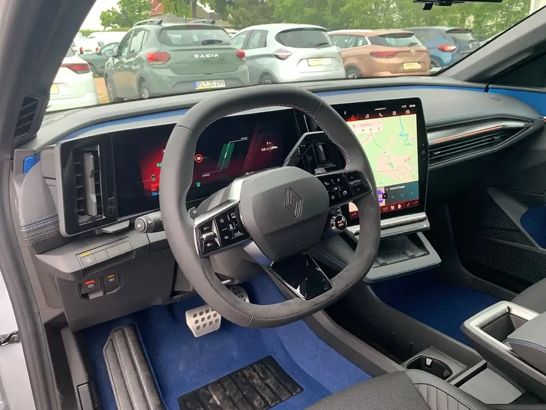 Renault Megane E-Tech Esprit Alpine - Thumbnail 10