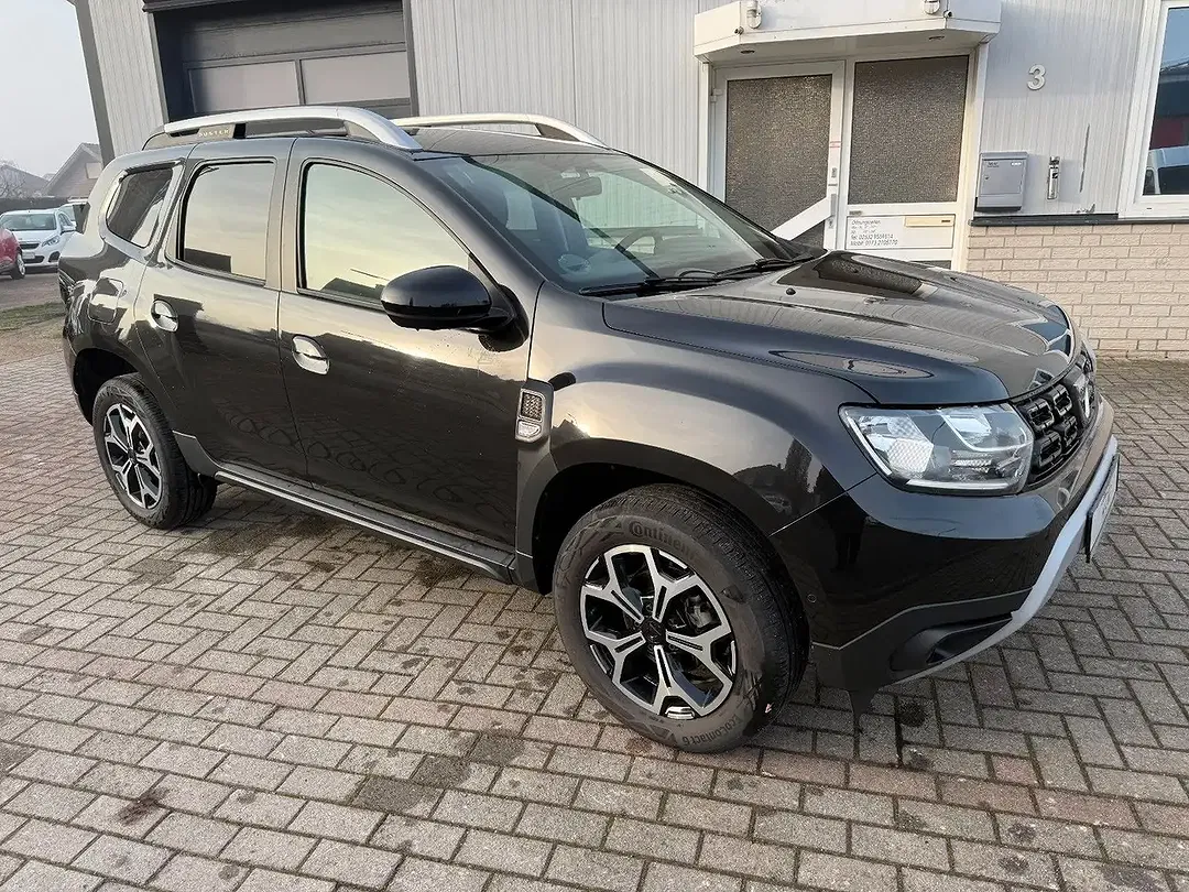 Dacia Duster Celebration - Thumbnail 5