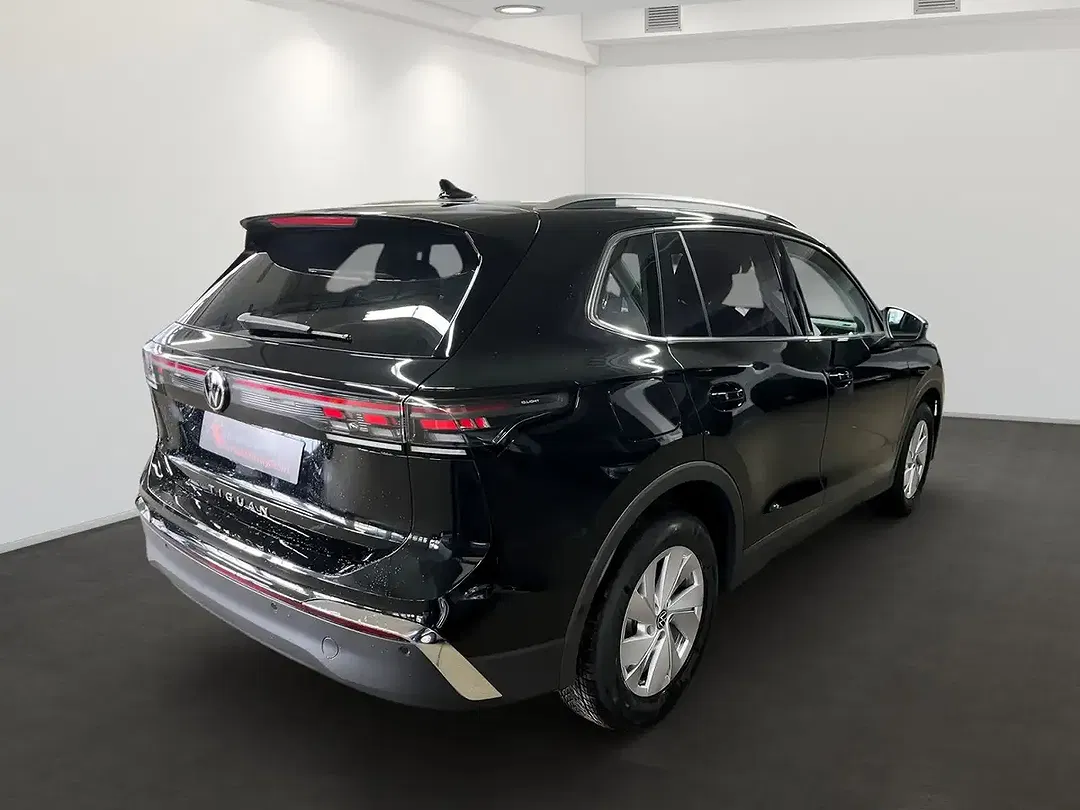 Volkswagen Tiguan 2.0 TDI DSG Elegance - Thumbnail 4