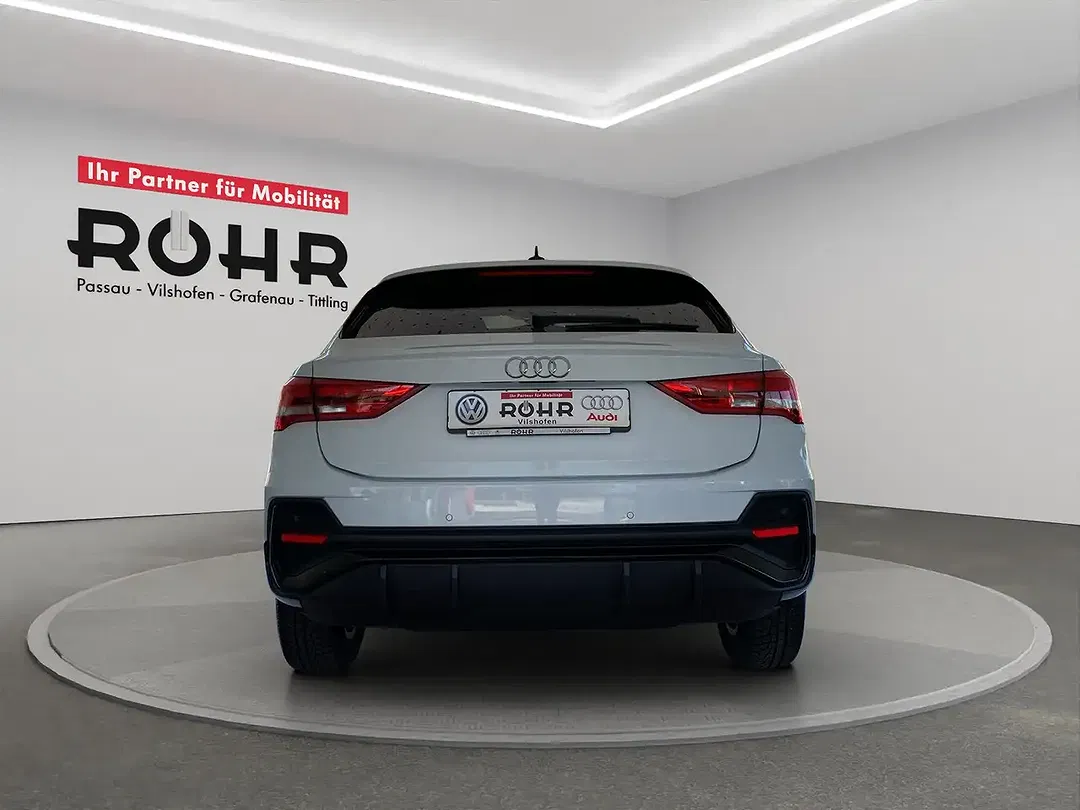 Audi Q3 35 TFSI S tronic Sportback S line - Thumbnail 5