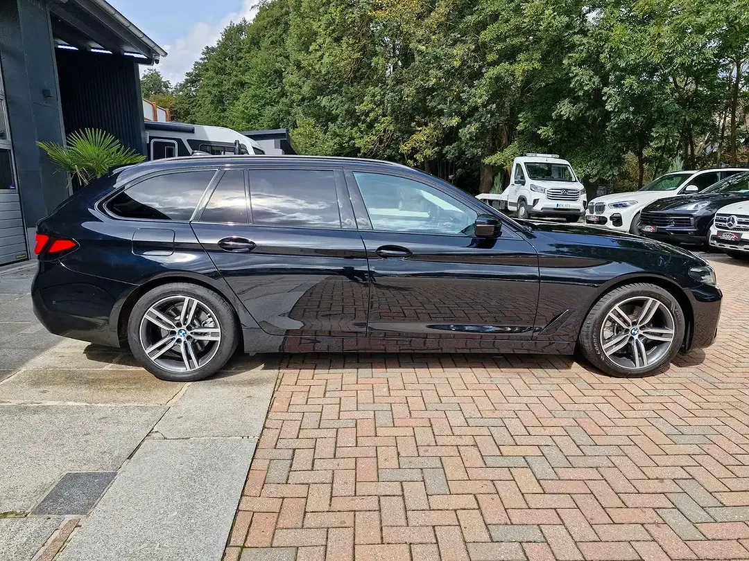 BMW 520 Touring - Thumbnail 4