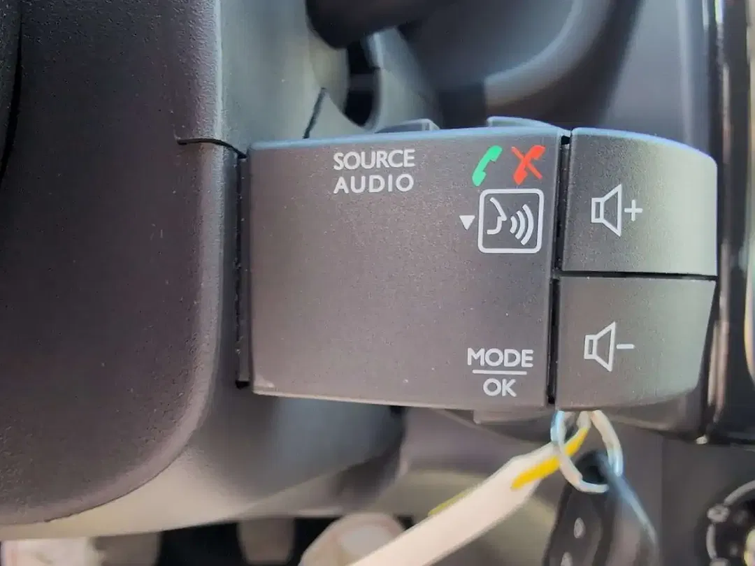 Dacia Logan TCe - Thumbnail 13