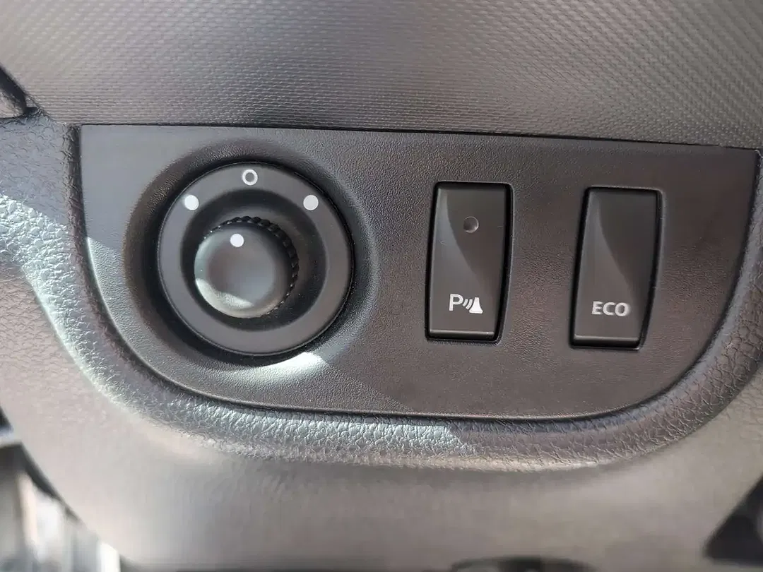 Dacia Logan TCe - foto 15