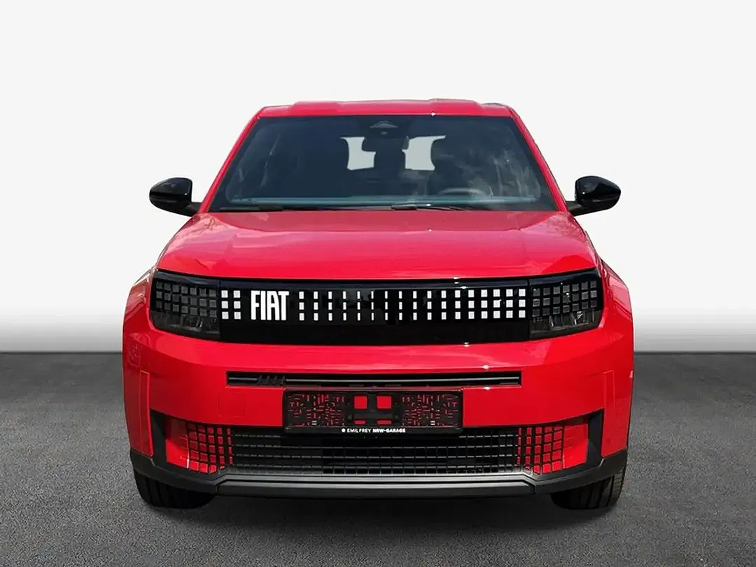 Fiat Grande Panda RED - Thumbnail 5