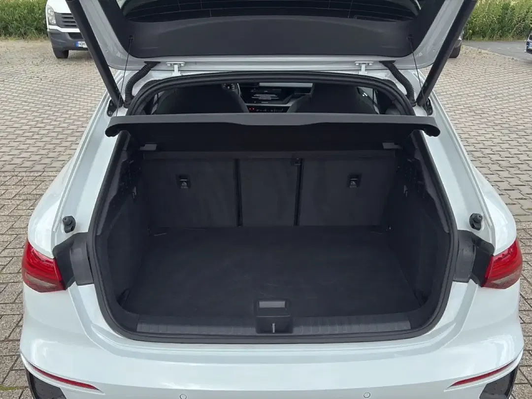 Audi A3 35 TFSI Sportback S line - Thumbnail 10