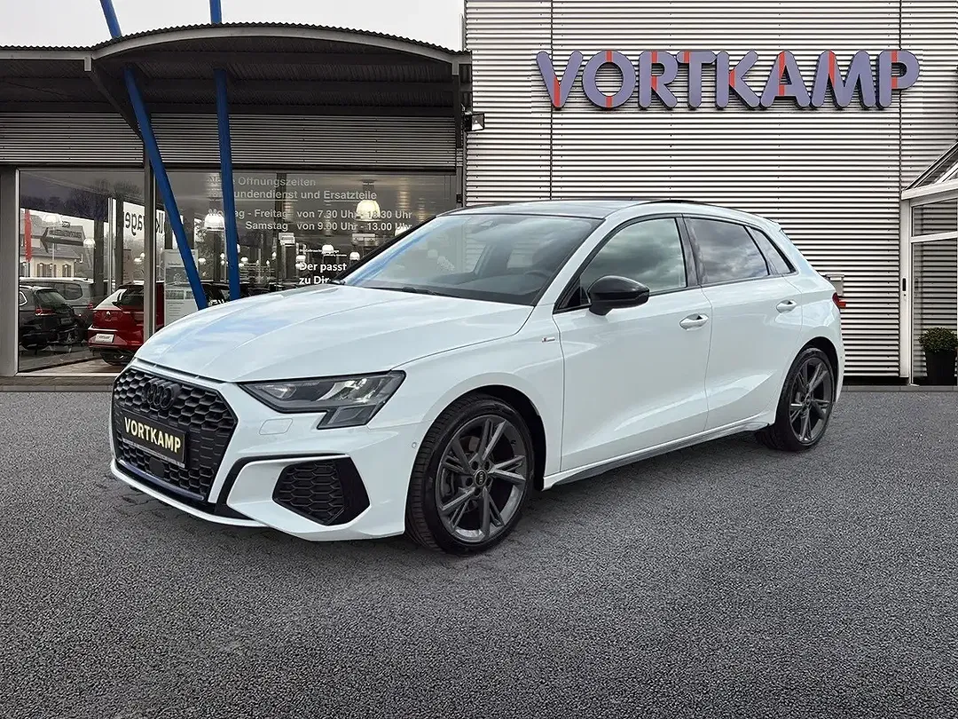 Audi A3 35 TFSI Sportback S line - Thumbnail 1