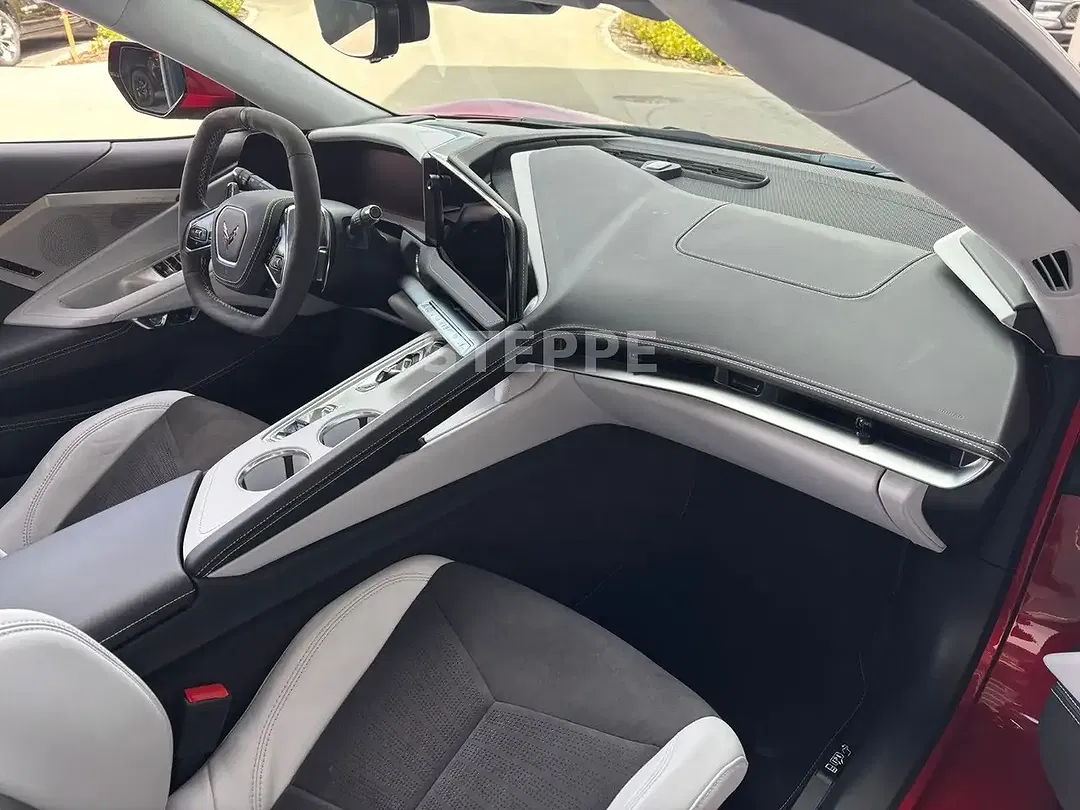 Corvette C8 Stingray Convertible 3LT - Thumbnail 11
