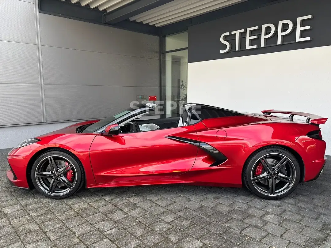 Corvette C8 Stingray Convertible 3LT - Thumbnail 3