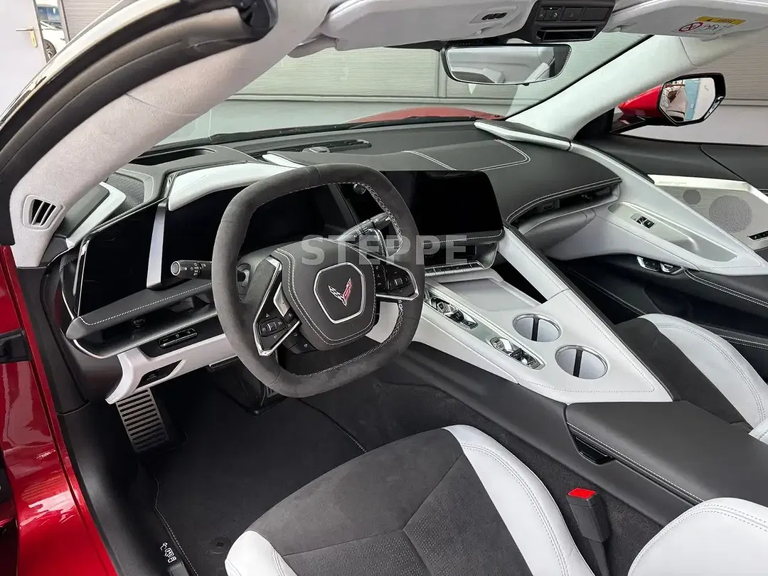 Corvette C8 Stingray Convertible 3LT - Thumbnail 9