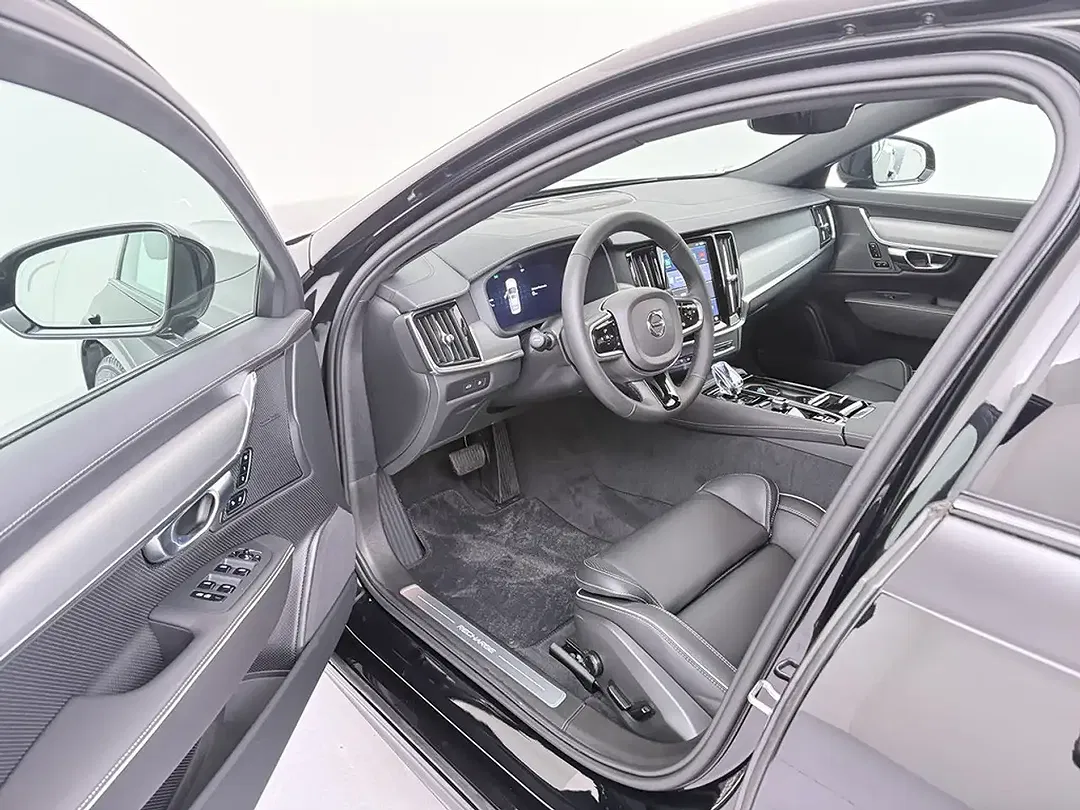 Volvo S90 T8 PHEV Hybrid AWD Recharge Ultimate Dark - Thumbnail 12