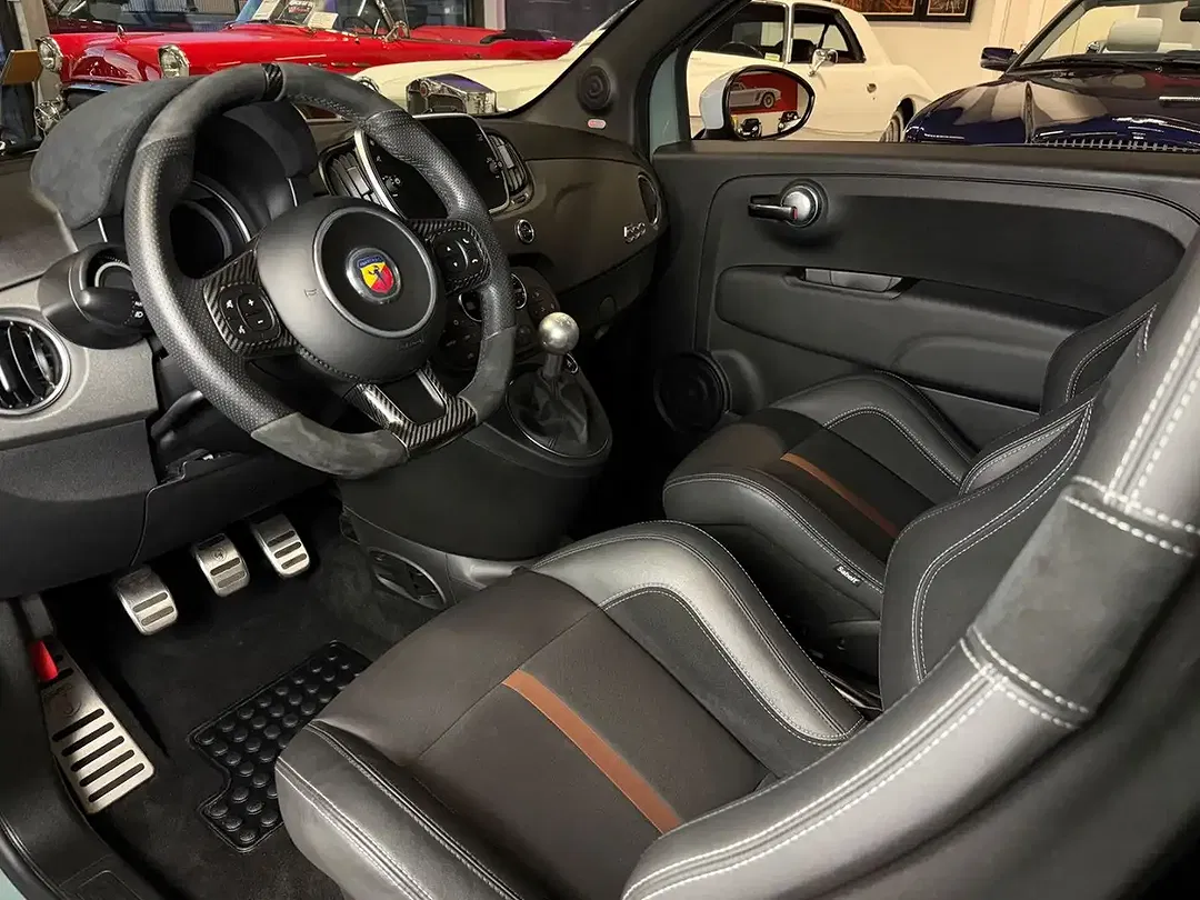 Abarth 695 70th Anniversario - Thumbnail 20