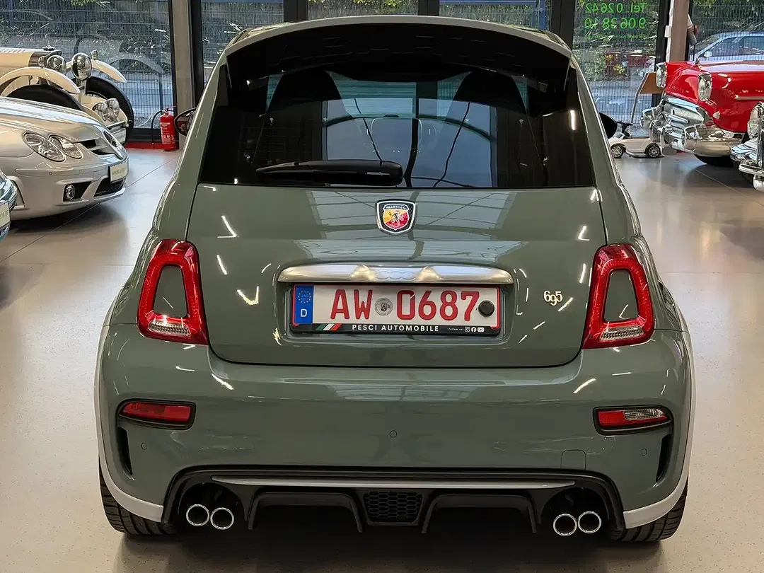 Abarth 695 70th Anniversario - Thumbnail 9