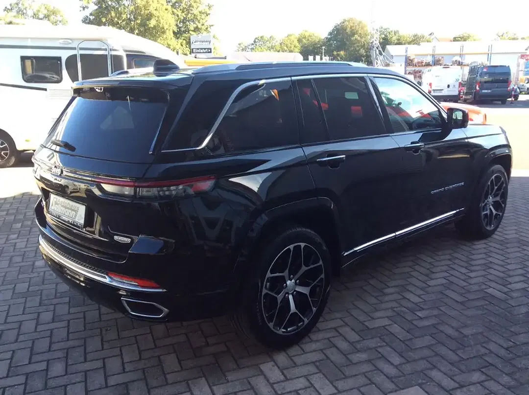 Jeep Grand Cherokee 2.0 PHEV Hybrid AUT 4xe Summit Reserve - Thumbnail 3