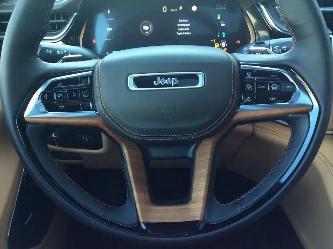 Jeep Grand Cherokee 2.0 PHEV Hybrid AUT 4xe Summit Reserve - Thumbnail 8