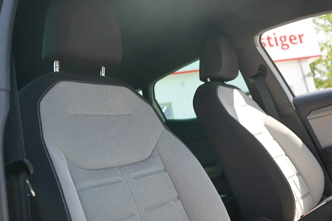 SEAT Ibiza 1.0 TSI DSG FR - foto 14