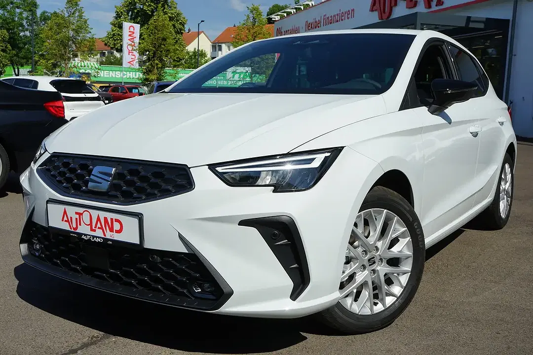 SEAT Ibiza 1.0 TSI DSG FR - foto 1