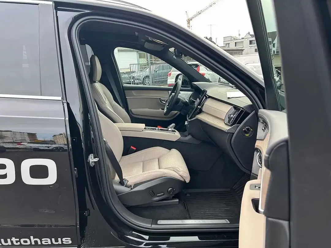 Volvo XC90 T8 AWD Ultra - Thumbnail 11