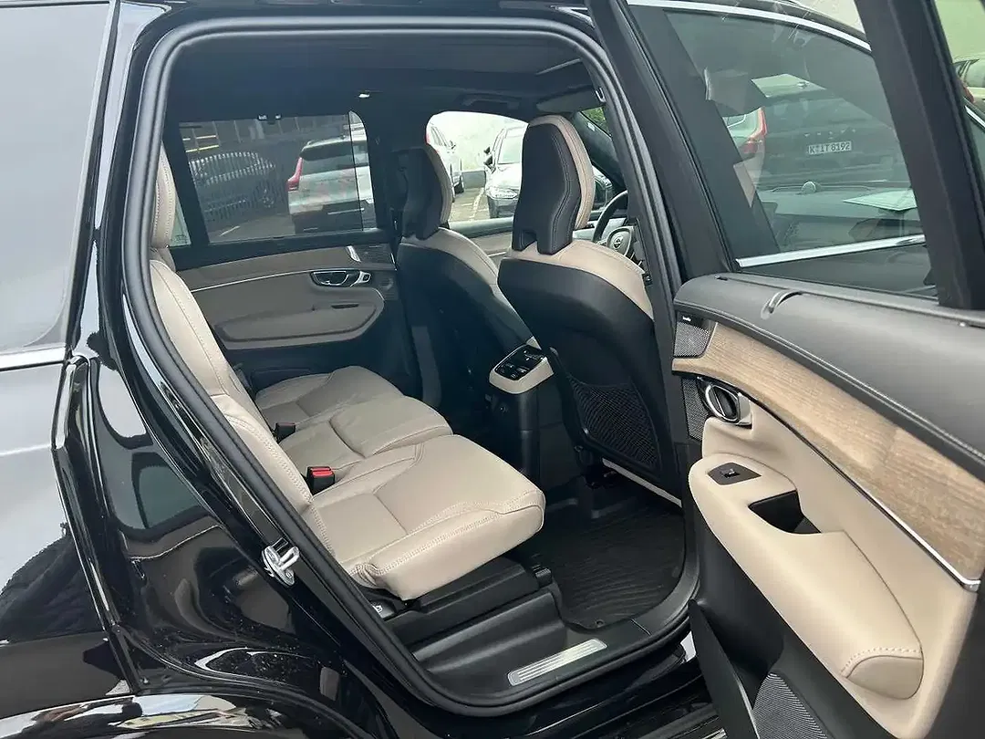 Volvo XC90 T8 AWD Ultra - Thumbnail 13