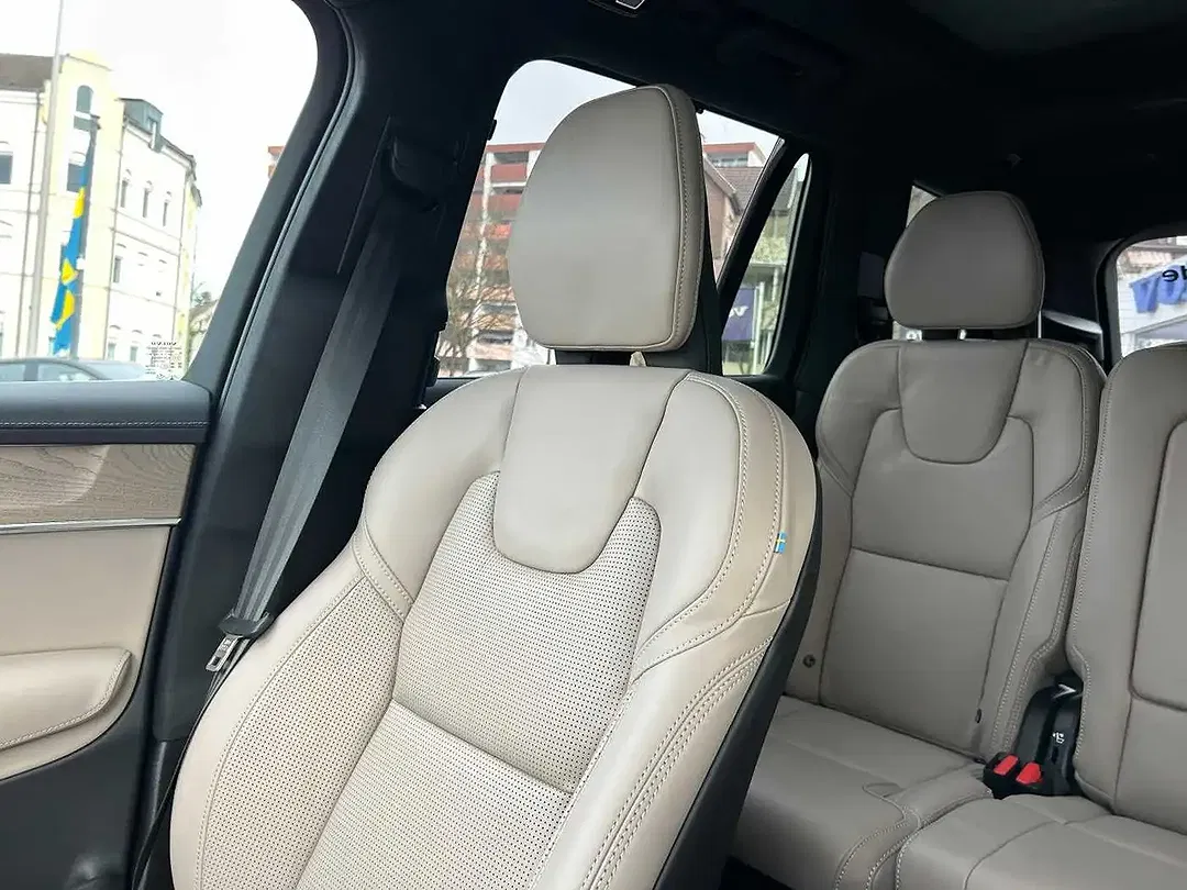 Volvo XC90 T8 AWD Ultra - Thumbnail 15