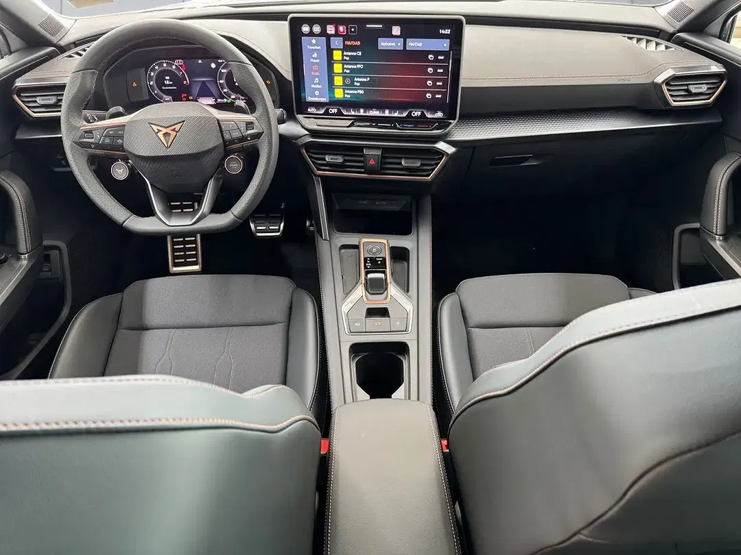 CUPRA Leon 2.0 TSI DSG 4Drive Sportstourer - Thumbnail 6