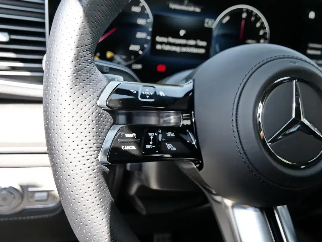 Mercedes-Benz GLE 350 4MATIC AMG - Thumbnail 9