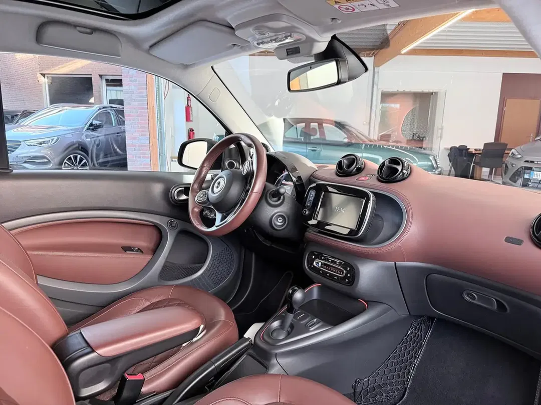 smart forTwo - Thumbnail 8