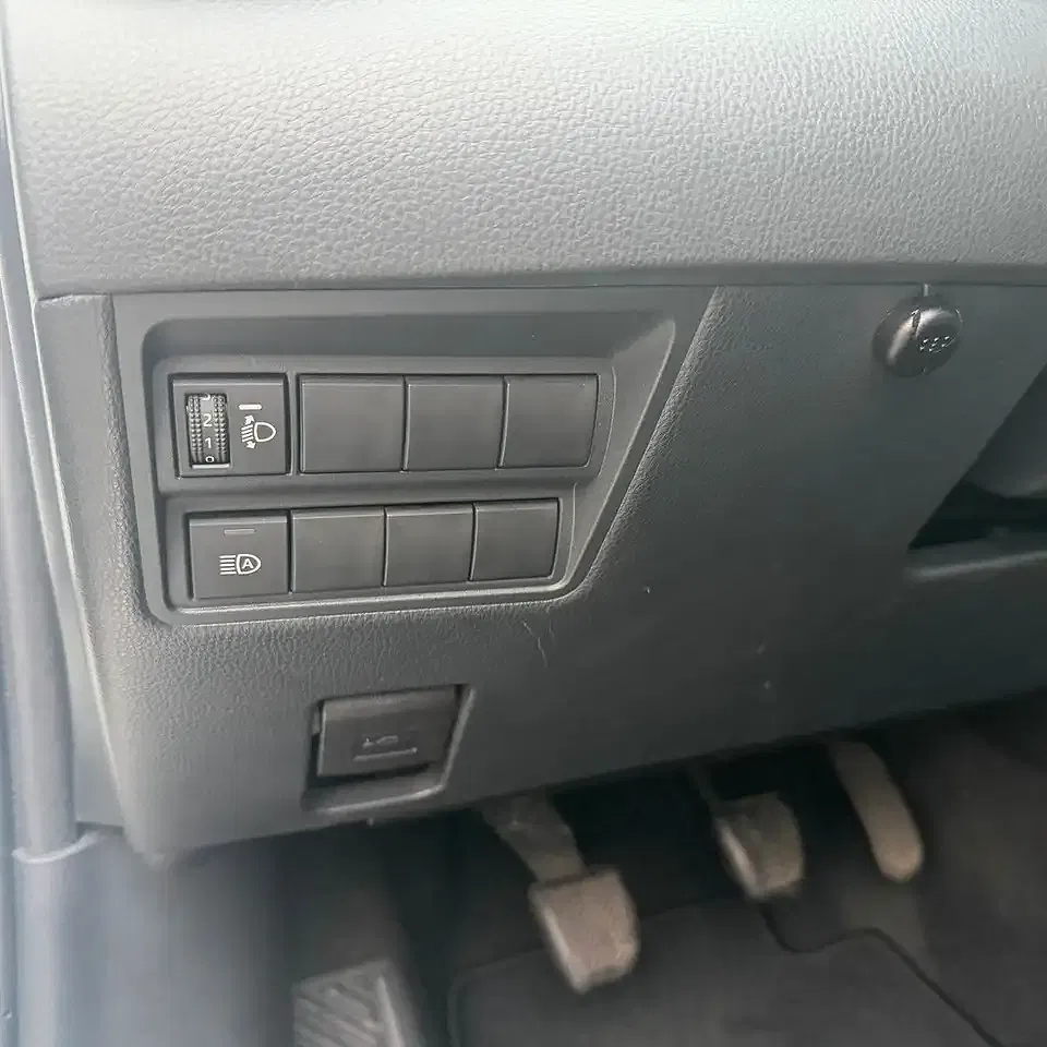 Toyota Yaris VVT-i Comfort - Thumbnail 13