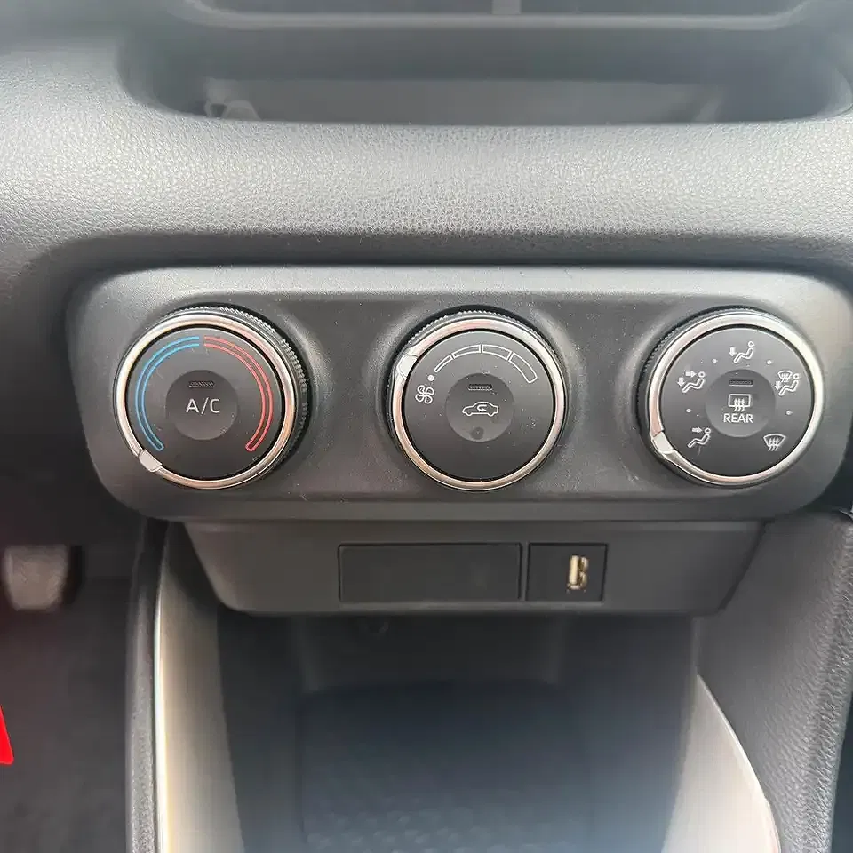 Toyota Yaris VVT-i Comfort - Thumbnail 14