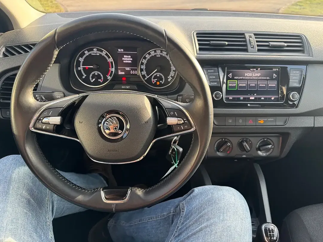 Skoda Fabia - Thumbnail 12