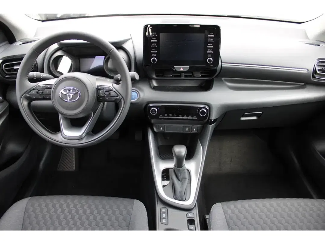 Toyota Yaris Hybrid Team Deutschland - Thumbnail 12