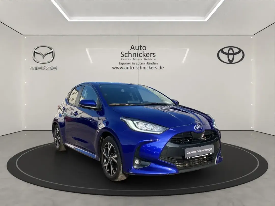 Toyota Yaris Hybrid Team Deutschland - Thumbnail 6