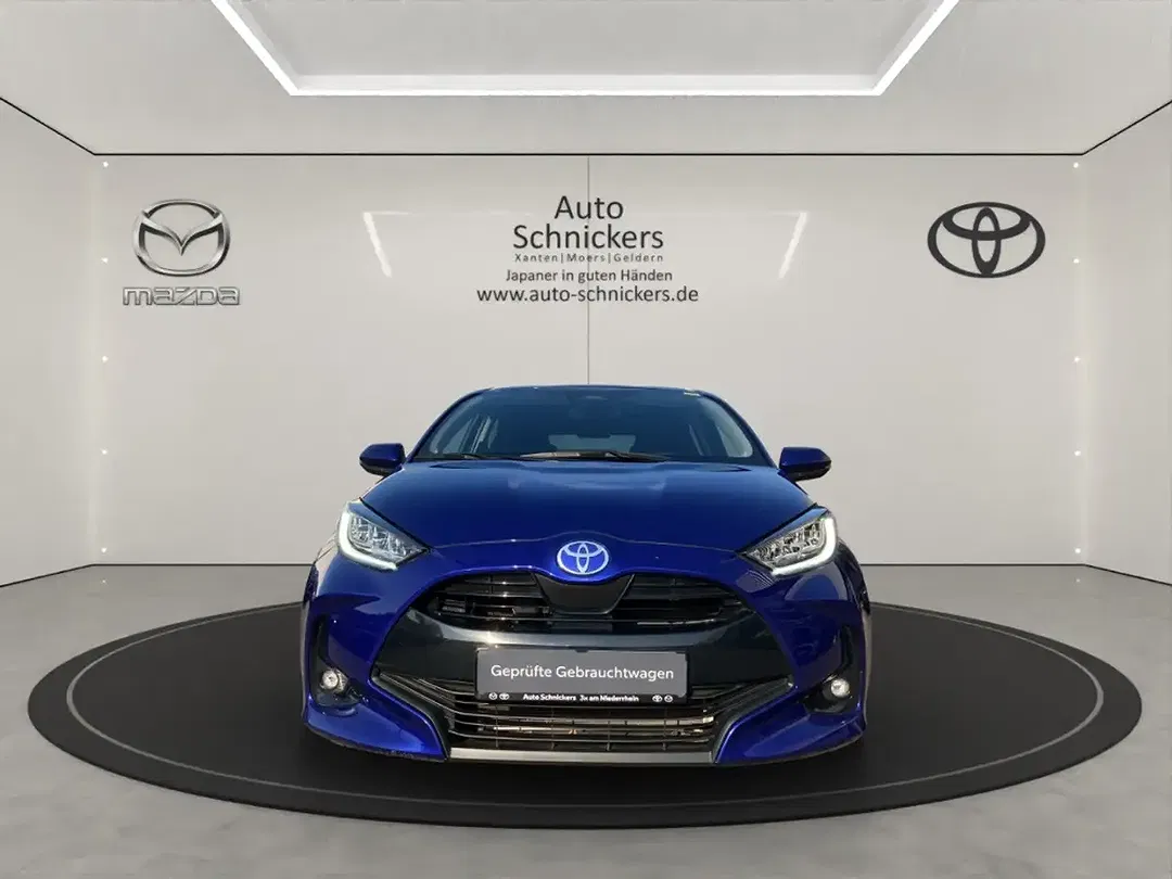 Toyota Yaris Hybrid Team Deutschland - Thumbnail 7