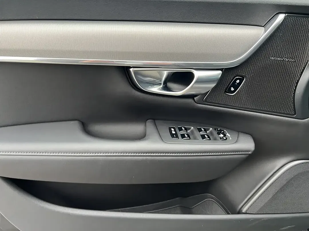 Volvo V90 T6 AWD Recharge Core - Thumbnail 11