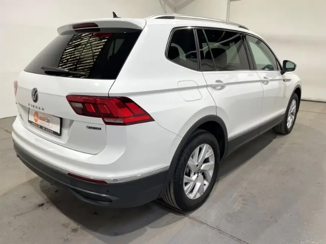 Volkswagen Tiguan Allspace 2.0 TDI DSG 4Motion Life - Thumbnail 4