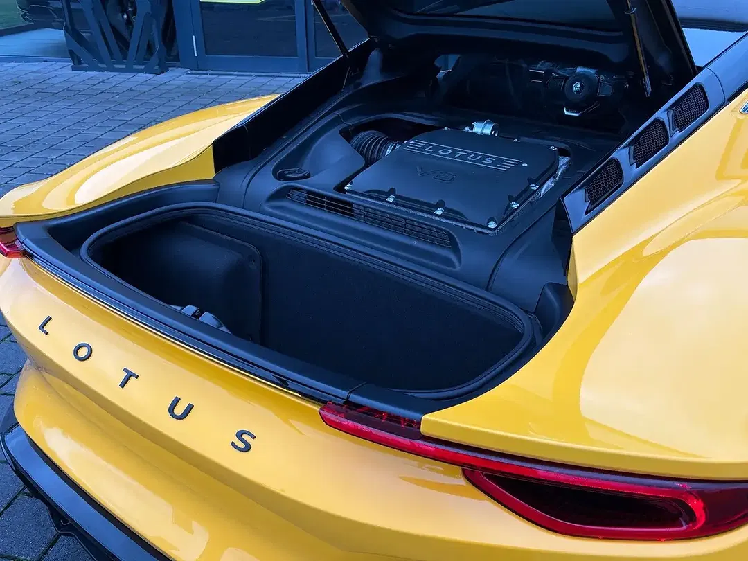Lotus Emira V6 SE - Thumbnail 8