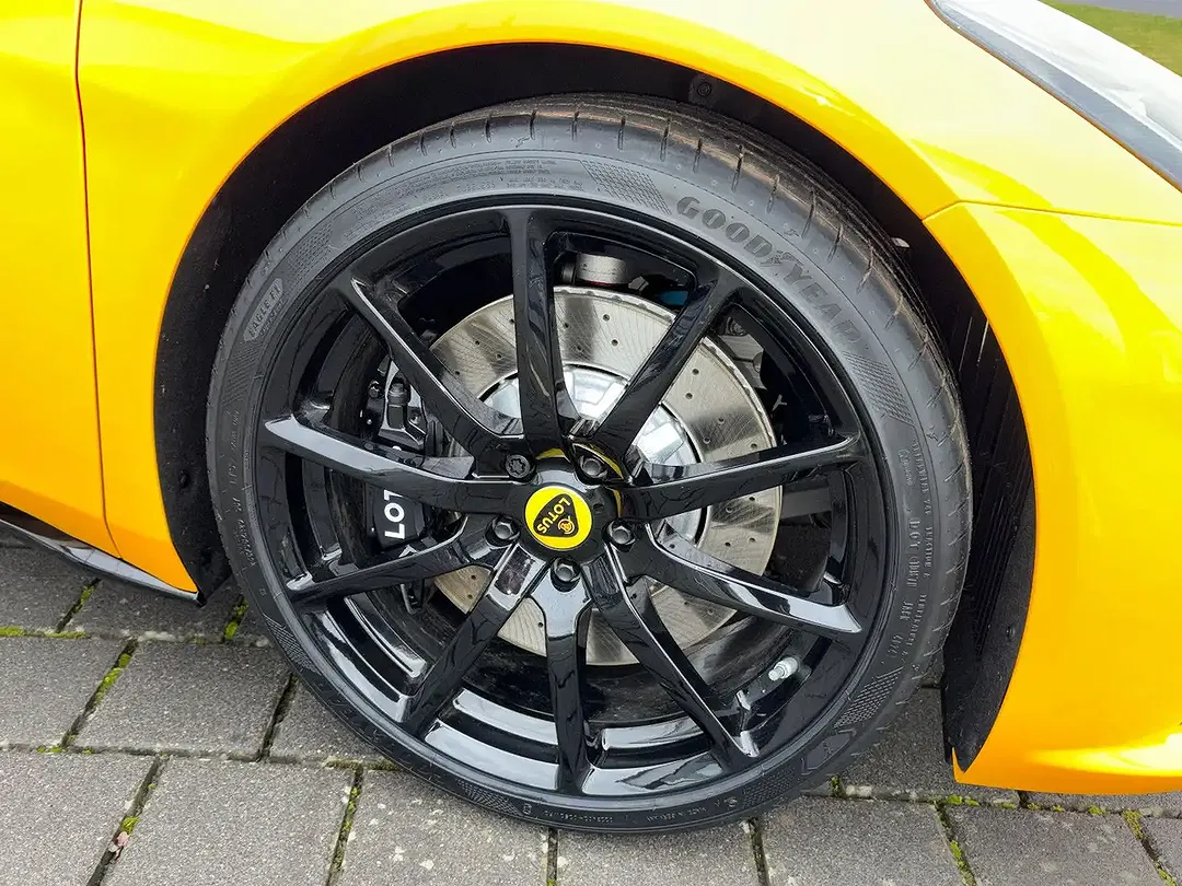 Lotus Emira V6 SE - Thumbnail 9